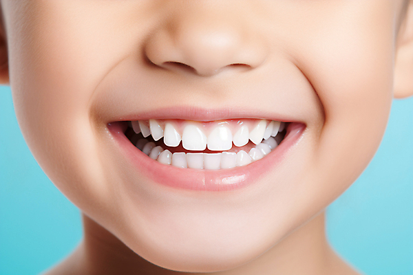 JPG 편집이미지 남자 얼굴 어린이 치과 한명 미소 웃음 소년 치료 치아 디지털합성 치과진료 미백 소년한명만 편집실사 AI인물포토 AI콘텐츠 1 의학 표정 병원 사람 신체부위 진료 소화기관 CG 남자한명만 소년만 파일형식 AI포토