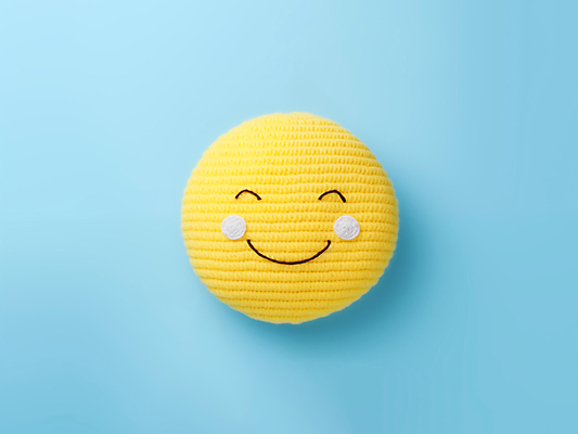 JPG 편집이미지 재질 날씨 미소 사람없음 보름달 달 뜨개질 털실 디지털합성 질감 편집소스 이모지 뜨개인형 편집실사 AI포토 AI콘텐츠 자연요소 인형 표정 취미 실 CG 파일형식