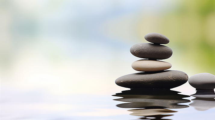 JPG 편집이미지 물결 사람없음 물 반사 고요 석탑 디지털합성 명상 차분 편집실사 젠 AI포토 AI콘텐츠 자연요소 컨셉 쌓기 탑 돌_바위 CG 파일형식