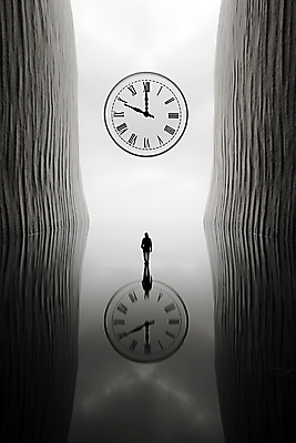 JPG 전신 편집이미지 남자 시계 한명 사람 성인 반사 유행 시간 분초사회 2024트렌드 편집실사 AI포토 AI콘텐츠 1 CG 신조어 파일형식 2024년