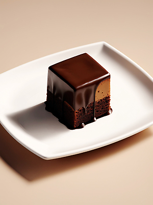 JPG 편집이미지 접시 음식 그림자 사람없음 3D 케이크 초콜릿 조각케이크 큐브 디지털합성 초코케이크 편집소스 2025년 트렌드컬러 편집3D 모카무스 AI포토 AI콘텐츠 식기 컬러 디저트 연도 파일형식