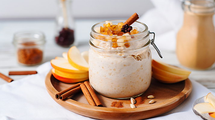 JPG 편집이미지 다이어트 유리병 사람없음 사과 천 디지털합성 식단 건강식 다이어트음식 나무쟁반 사과잼 시나몬스틱 오트밀 귀리 오버나이트오트밀 편집실사 AI포토 AI콘텐츠 음식 과일 병_용기 곡류 쟁반 건강 목재 직물 잼 CG 시나몬 파일형식