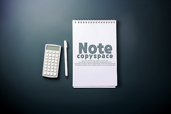 PSD 편집이미지 종이 사람없음 펜 계산기 흰색 스프링노트 카피스페이스 이미지편집 컬러 문구용품 필기구 공책 공백 장비 파일형식