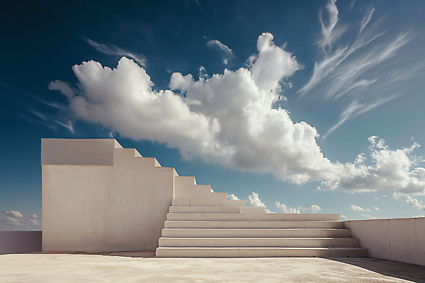 JPG 구름 편집이미지 건축 백그라운드 하늘 풍경 사람없음 계단 공간 디지털합성 모던 오르막 편집소스 미니멀 비어있는 편집실사 AI포토 AI콘텐츠 자연요소 CG 파일형식