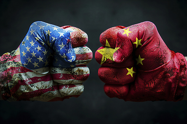 JPG 편집이미지 손 나라 신체부위 미국 중국 경쟁 성조기 국기 오성홍기 무역 분쟁 무역전쟁 편집실사 IC큐레이션 AI컴퓨터그래픽 AI콘텐츠 산업 아시아 컨셉 북아메리카 사람 사회이슈 CG 파일형식