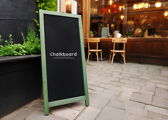 PSD 편집이미지 거리 사람없음 야외 칠판 카페 메뉴 메뉴판 입간판 목업 카피스페이스 이미지편집 간판 상점 공백 파일형식