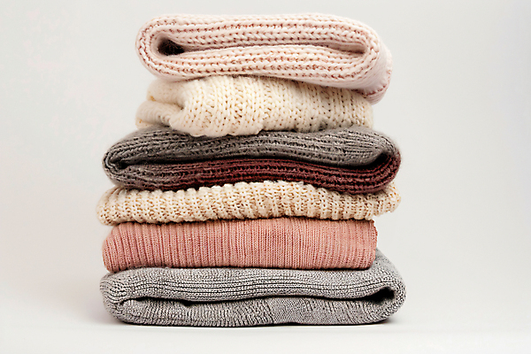 JPG 편집이미지 옷 사람없음 쌓기 스웨터 디지털합성 니트 겨울옷 정리 옷장정리 편집실사 AI포토 AI콘텐츠 상의 겨울 모션 CG 파일형식