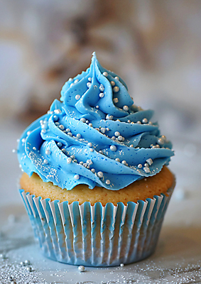 JPG 편집이미지 다이어트 사람없음 장식 파란색 컵케이크 크림 디지털합성 식욕저하 편집실사 AI포토 AI콘텐츠 컬러 건강 케이크 CG 파일형식