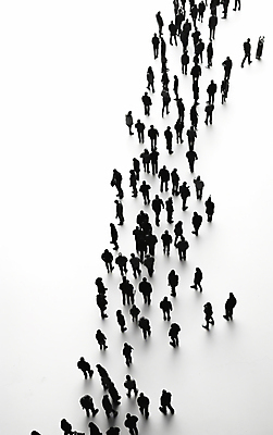 JPG 편집이미지 그림자 서기 사람 여러명 흰색 군중 방향 심플 카피스페이스 편집실사 AI인물포토 AI콘텐츠 컬러 다수 모션 공백 CG 파일형식 AI포토