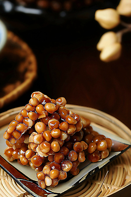 JPG 편집이미지 접시 디저트 사람없음 견과류 달콤 디지털합성 한과 강정 전통과자 핸드메이드 편집소스 오란다 편집실사 AI포토 AI콘텐츠 식기 음식 과자 전통음식 맛 CG 파일형식