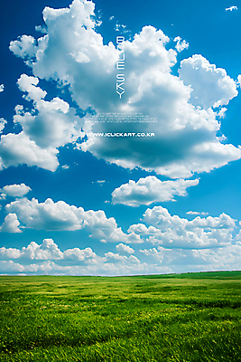 PSD 구름 편집이미지 하늘 풍경 초원 사람없음 초록색 파란색 카피스페이스 이미지편집 자연요소 컬러 공백 파일형식