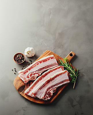 JPG 편집이미지 백그라운드 식재료 육류 돼지고기 사람없음 디지털합성 삼겹살 오겹살 편집소스 편집실사 AI포토 AI콘텐츠 CG 파일형식