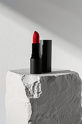 JPG 편집이미지 그림자 사람없음 뷰티 립스틱 잡지 시멘트 단상 꾸밈 편집실사 AI포토 AI콘텐츠 간행물 화장품 CG 파일형식