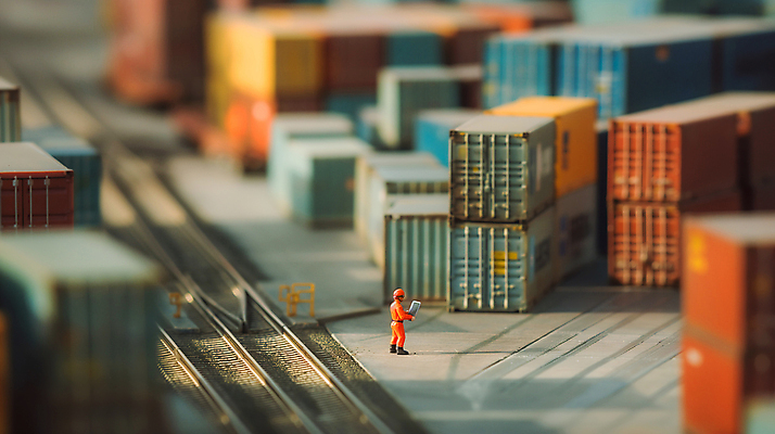 JPG 편집이미지 노동자 공사 사람없음 장난감 쌓기 미니어처 건설현장 작업 컨테이너 컨테이너상자 편집실사 AI포토 AI콘텐츠 직업 산업 모션 건설업 상자 모형 CG 파일형식