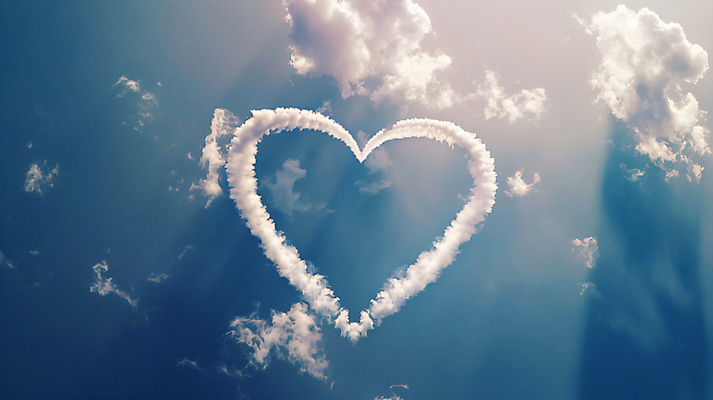 JPG 구름 편집이미지 자연 하늘 사람없음 환경 일몰 하트 디지털합성 편집실사 AI컴퓨터그래픽 AI콘텐츠 자연요소 모양 노을 CG 생태계 파일형식