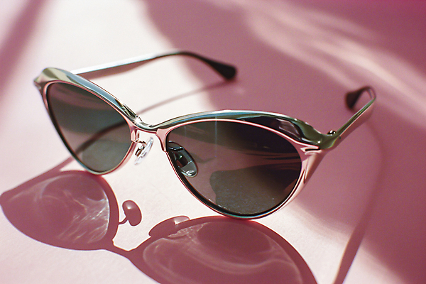 JPG 편집이미지 패션 그림자 사람없음 빛 선글라스 디지털합성 오브젝트 자외선 편집실사 AI포토 AI콘텐츠 안경 CG 파일형식