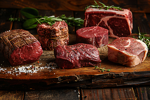 JPG 편집이미지 줄 다이어트 생고기 사람없음 유행 묶기 디지털합성 소금 육식 로즈메리 나무도마 나무탁자 저탄고지 키토제닉다이어트 시즈닝 편집실사 AI포토 AI콘텐츠 모션 탁자 도마 건강 식이요법 육류 목재 양념 허브 CG 고지방 파일형식 저탄수화물