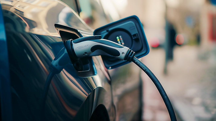 JPG 편집이미지 사람없음 친환경 전기자동차 전기충전 충전기 충전소 친환경자동차 편집실사 AI포토 AI콘텐츠 자동차 환경 기계 CG 충전 파일형식