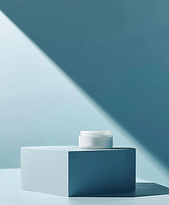 JPG 편집이미지 그림자 사람없음 화장품 용기 단상 공병 수분크림 목업 편집소스 편집실사 AI포토 AI콘텐츠 그릇 뷰티 CG 병_담는 파일형식