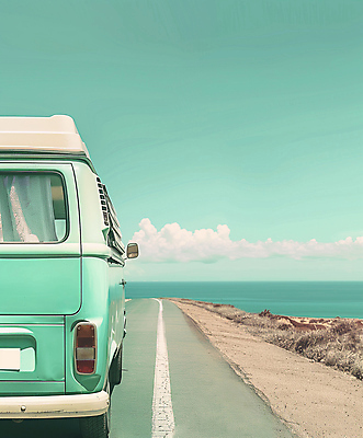 JPG 구름 편집이미지 바다 자동차 하늘 사람없음 드라이브 디지털합성 해안도로 감성 민트색 편집소스 편집실사 AI포토 AI콘텐츠 자연요소 도로 육상교통 컬러 컨셉 운전 CG 파일형식