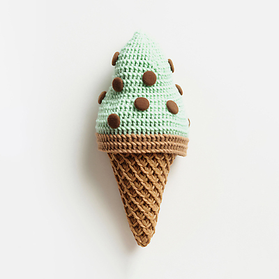 JPG 편집이미지 아이스크림 사람없음 장식 장난감 뜨개질 디지털합성 니트 수공예 소프트아이스크림 핸드메이드 편집소스 민트초코 편집실사 AI포토 AI콘텐츠 상의 디저트 취미 초콜릿 공예 CG 파일형식