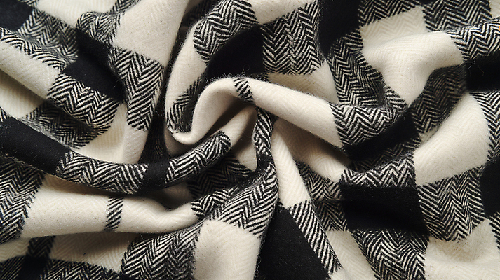 JPG 편집이미지 디자인 사람없음 포근함 담요 질감 체크무늬 구김 텍스타일 패브릭 편집소스 편집실사 AI포토 AI콘텐츠 무늬 모션 직물 감각 공예 CG 파일형식