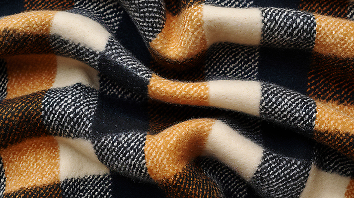 JPG 편집이미지 디자인 사람없음 포근함 담요 질감 체크무늬 구김 텍스타일 패브릭 편집소스 편집실사 AI포토 AI콘텐츠 무늬 모션 직물 감각 공예 CG 파일형식