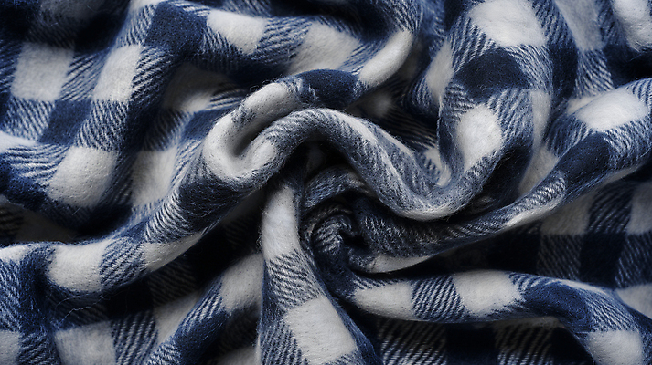 JPG 편집이미지 디자인 사람없음 파란색 포근함 담요 질감 체크무늬 구김 텍스타일 패브릭 편집소스 편집실사 AI포토 AI콘텐츠 컬러 무늬 모션 직물 감각 공예 CG 파일형식