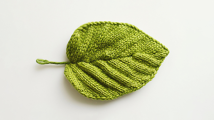 JPG 편집이미지 재질 나뭇잎 따뜻함 사람없음 초록색 뜨개질 털실 디지털합성 니트 질감 편집소스 편집실사 AI포토 AI콘텐츠 컬러 상의 잎 취미 실 CG 파일형식