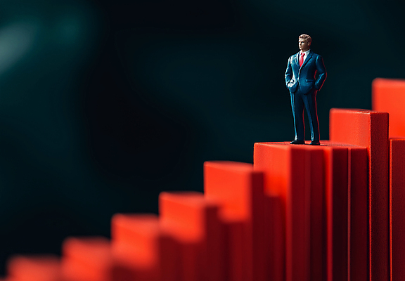 JPG 전신 편집이미지 남자 비즈니스 성공 그래프 한명 정장 성인 빨간색 경제 직장인 비즈니스맨 주식 사회이슈 디지털합성 투자 상승 인물미니어처 주가 주가상승 주식시장 성인남자한명만 편집실사 AI포토 AI콘텐츠 직업 1 옷 컬러 컨셉 사람 금융 미니어처 CG 남자한명만 성인남자만 파일형식