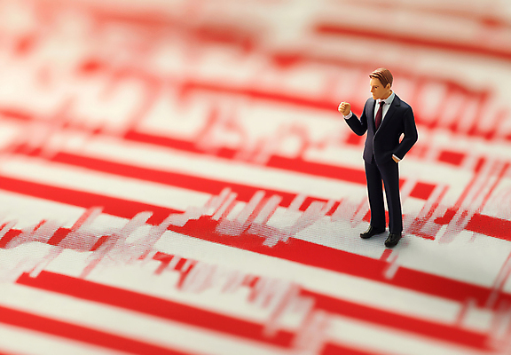 JPG 전신 편집이미지 남자 비즈니스 통계 성공 그래프 한명 정장 성인 경제 주먹 직장인 비즈니스맨 주식 사회이슈 분석 디지털합성 보고서 문서 투자 상승 인물미니어처 주가 주가상승 주식시장 성인남자한명만 편집실사 AI포토 AI콘텐츠 직업 1 옷 컨셉 모션 사람 금융 미니어처 CG 남자한명만 성인남자만 파일형식