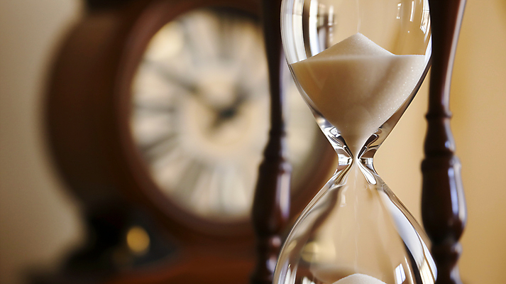 JPG 편집이미지 시계 사람없음 모래시계 오브젝트 편집실사 AI포토 AI콘텐츠 모래 CG 파일형식