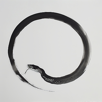 JPG 예술 선 상징 일러스트 붓터치 추상 새해 사람없음 평화 검은색 고요 원형 뱀띠 뱀 심볼 동양화 순환 심플 미니멀 을사년 국내일러스트 AI일러스트 AI콘텐츠 도형 컬러 컨셉 무늬 파충류 모션 미술 십이지신 파일형식 2025년