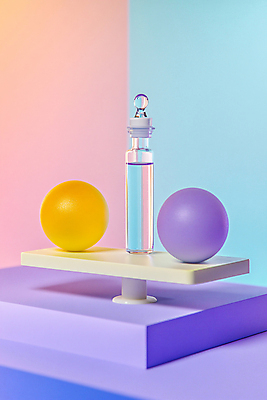 JPG 편집이미지 사람없음 사각형 보라색 화장품 원형 균형 디지털합성 편집실사 AI컴퓨터그래픽 AI콘텐츠 도형 컬러 뷰티 CG 파일형식