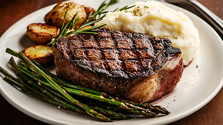 JPG 편집이미지 접시 육류 스테이크 사람없음 감사 아스파라거스 로즈메리 매시드포테이토 직화구이 코스요리 플레이팅 편집실사 AI포토 AI콘텐츠 식기 감정 채소 식재료 서양음식 요리 상차림 구이 허브 CG 파일형식