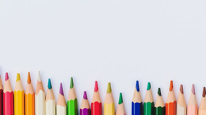 JPG 편집이미지 학용품 색연필 사람없음 컬러풀 오브젝트 편집실사 AI포토 AI콘텐츠 컬러 문구용품 CG 파일형식