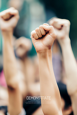 PSD 편집이미지 여자 남자 여러명 성인 주먹 군중 시위 집회 의료성형뷰티 성인만 시위대 이미지편집 편집실사 다수 모션 사람 CG 파일형식