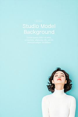 PSD 편집이미지 여자 상상 한명 성인 앞모습 눈감음 공간 올려보기 디지털합성 의료성형뷰티 성인여자한명만 카피스페이스 이미지편집 편집실사 1 뷰포인트 모션 사람 공백 CG 여자한명만 성인여자만 파일형식