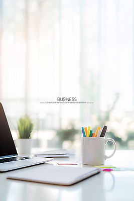 PSD 편집이미지 화분 비즈니스 사람없음 컵 노트북 사무실 펜 메모지 책상 오브젝트 연필꽂이 이미지편집 편집실사 식기 가구 문구용품 전자제품 필기구 사무용품 CG 파일형식