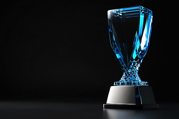 JPG 편집이미지 사람없음 어둠 우승 남색 상패 트로피 디지털합성 대회 시상 편집실사 AI포토 AI콘텐츠 컬러 최고 상_우승 CG 파일형식