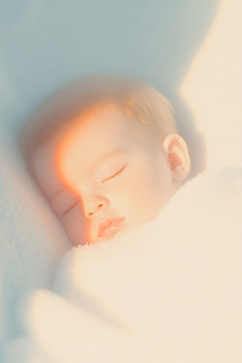 JPG 무료이미지 편집이미지 얼굴 한명 컬러풀 햇빛 평화 눈감음 꿈 이불 아기 포근함 숙면 의료성형뷰티 편집실사 AI인물포토 AI콘텐츠 1 컬러 컨셉 침구 모션 사람 신체부위 태양 잠 감각 CG 파일형식 AI포토