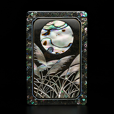 JPG 편집이미지 전통 예술 자연 갈대 풍경 사람없음 평화 검은색 달 우아함 동양적 자개 화투 편집실사 AI컴퓨터그래픽 AI콘텐츠 자연요소 식물 컬러 컨셉 게임 CG 생태계 전통공예 파일형식