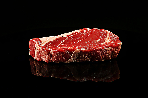 JPG 편집이미지 식재료 생고기 사람없음 반사 소고기 신선 편집실사 AI포토 AI콘텐츠 육류 CG 파일형식