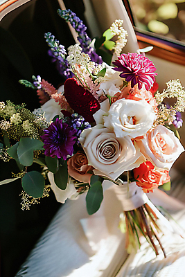 JPG 편집이미지 꽃 부케 결혼 기념 사람없음 컬러풀 축하 디지털합성 결혼소품 편집실사 AI포토 AI콘텐츠 식물 컬러 꽃다발 컨셉 이벤트 CG 오브젝트 파일형식