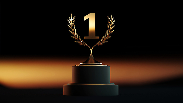 JPG 편집이미지 1 상징 성공 기념 사람없음 빛 금속 어둠 금색 우승 화려 황금 상패 트로피 심볼 심플 시상 시상식 편집실사 AI컴퓨터그래픽 AI콘텐츠 컬러 컨셉 재질 최고 상_우승 CG 파일형식