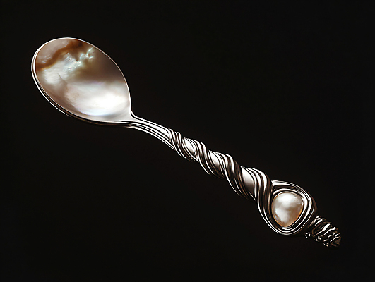 JPG 편집이미지 사람없음 갈색 숟가락 빈티지 디지털합성 편집실사 AI포토 AI콘텐츠 컬러 컨셉 수저 CG 파일형식