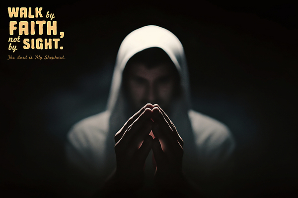 PSD 편집이미지 손 남자 한명 성인 빛 믿음 어둠 고요 기도 손내밀기 손모으기 후드티 성인남자한명만 이미지편집 편집실사 1 감정 티셔츠 사람 손짓 신체부위 CG 남자한명만 성인남자만 파일형식