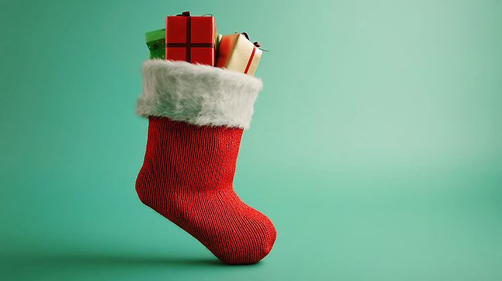 JPG 편집이미지 크리스마스장식 크리스마스 겨울 선물 사람없음 선물상자 담기 크리스마스양말 산타양말 편집실사 AI포토 AI콘텐츠 계절 기념일 모션 양말 상자 CG 파일형식