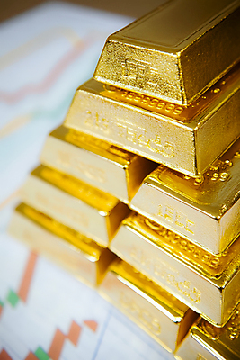 JPG 편집이미지 그래프 사람없음 경제 재산 황금 가격 금괴 변동 편집실사 AI포토 AI콘텐츠 금융 CG 파일형식