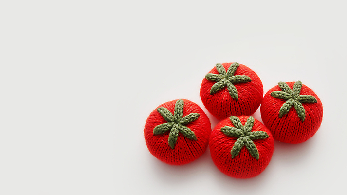 JPG 편집이미지 채소 방울토마토 사람없음 귀여움 뜨개질 디지털합성 니트 수공예 편집소스 편집실사 AI포토 AI콘텐츠 컨셉 상의 토마토 취미 공예 CG 파일형식
